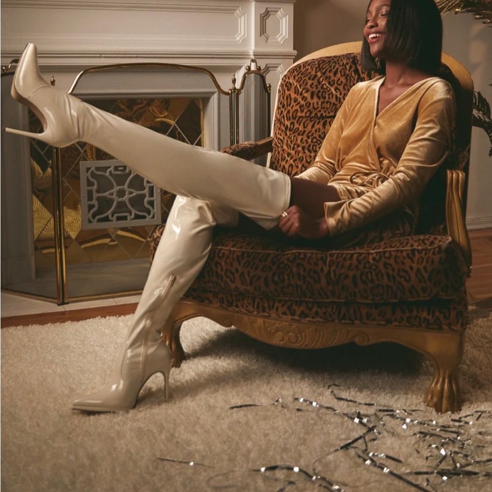 50% off posh price, New! White Stiletto Knee High Boots